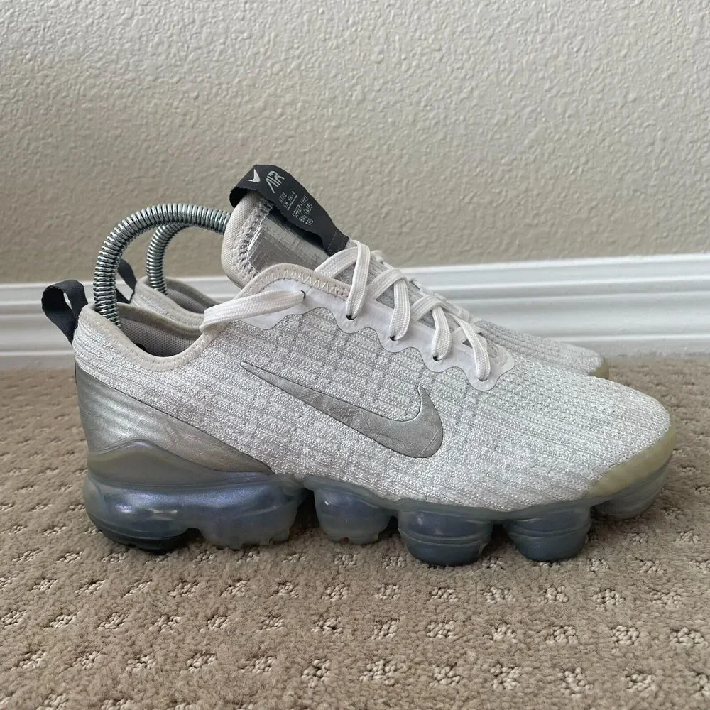 Nike Youth Air‎ Vapormax Flyknit 3 Sneakers Shoes 5.5Y White Silver BQ5238-101